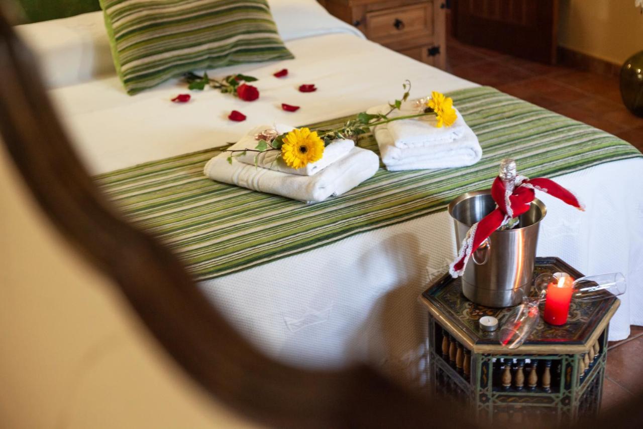 Apartamentos La Suerte Hinojares ภายนอก รูปภาพ