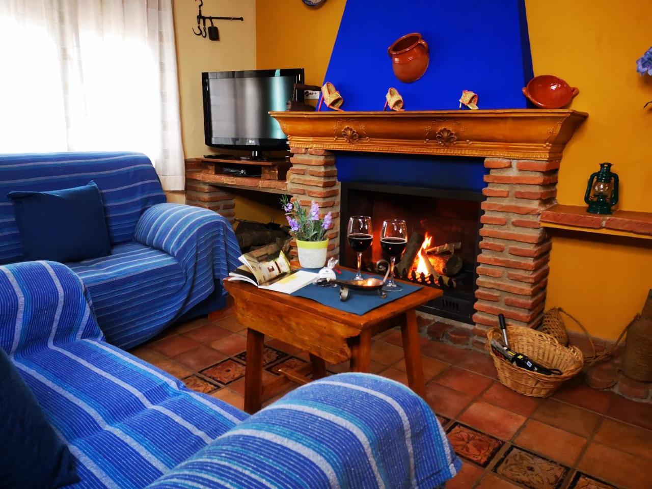 Apartamentos La Suerte Hinojares ภายนอก รูปภาพ